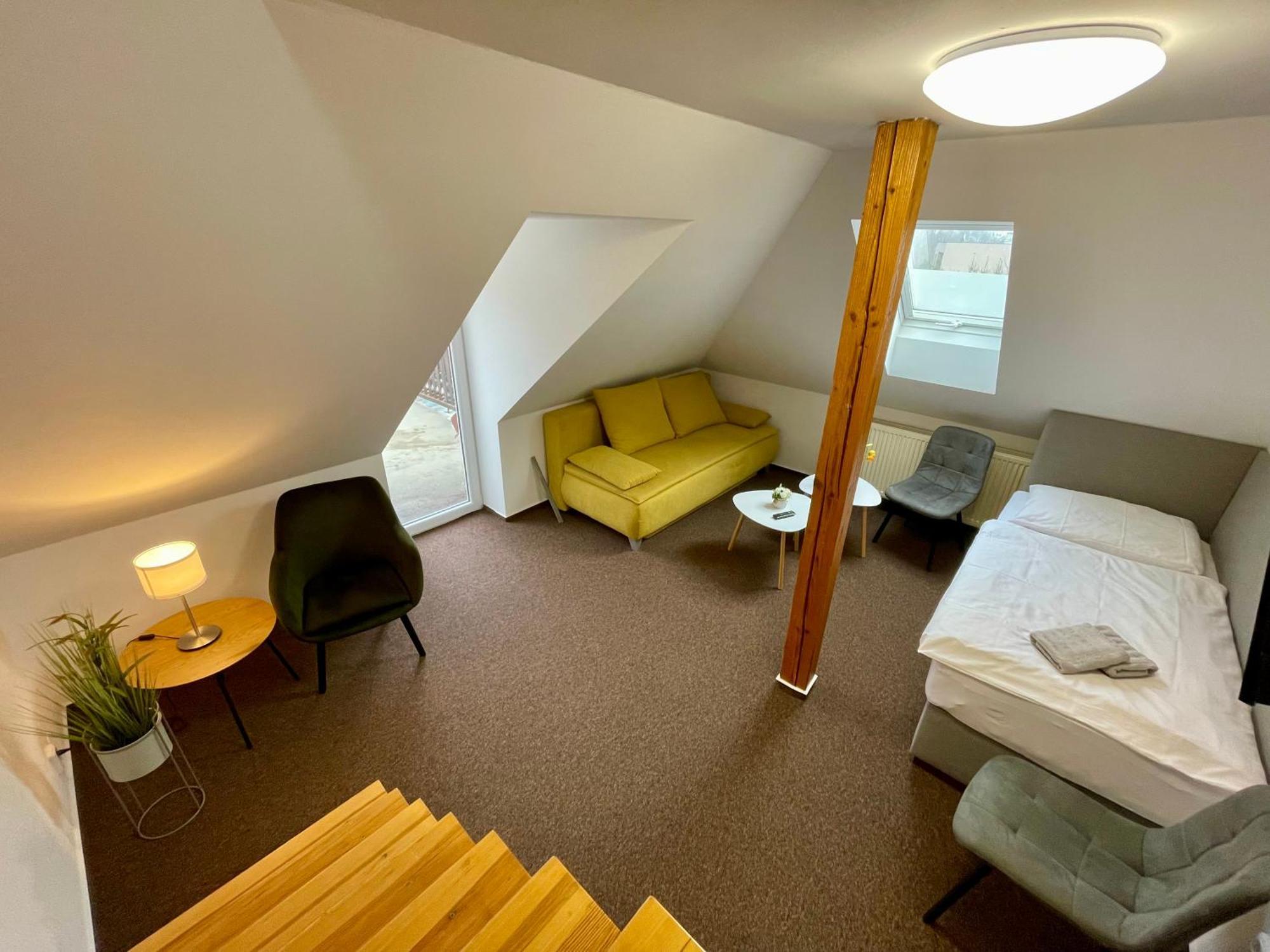 Hotel Aldo Unicov ภายนอก รูปภาพ