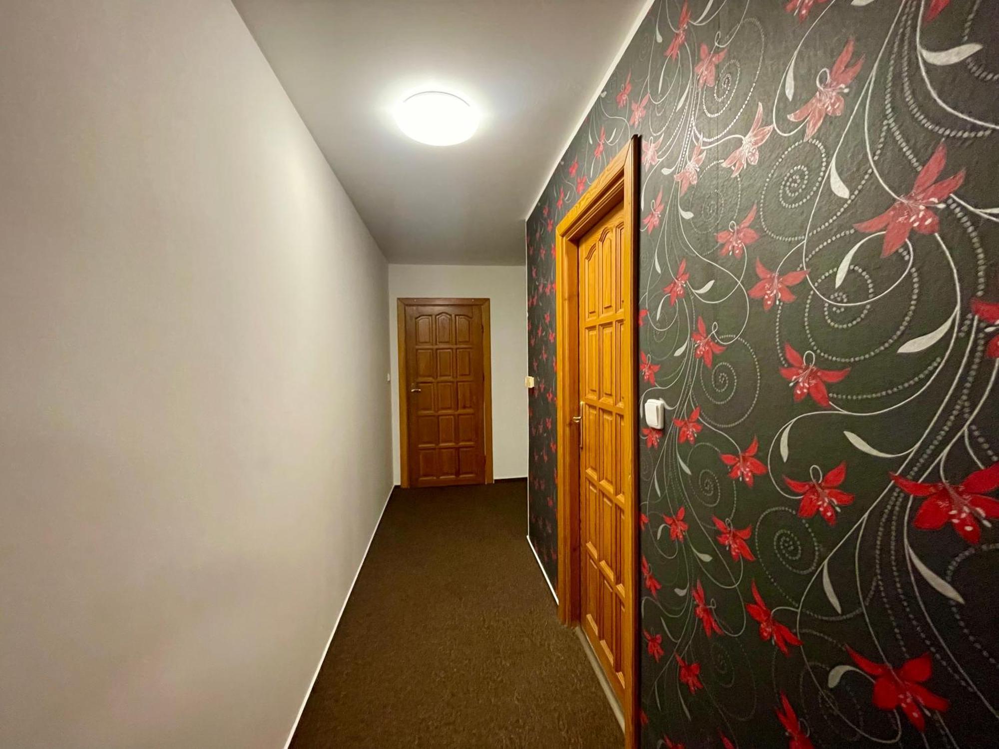 Hotel Aldo Unicov ภายนอก รูปภาพ